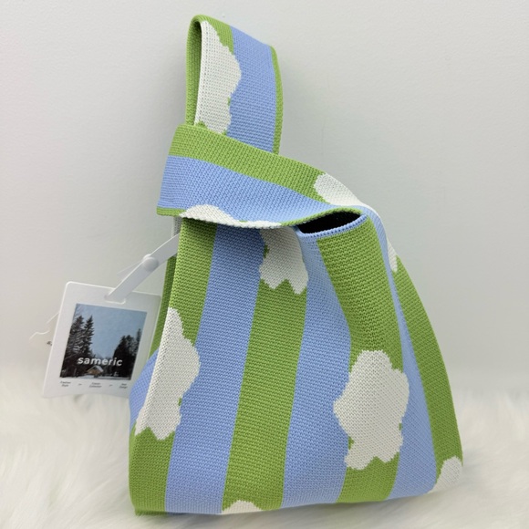 NWT Green Blue Strip Compact Stylish Essentials Handheld Bag - Picture 4 of 8